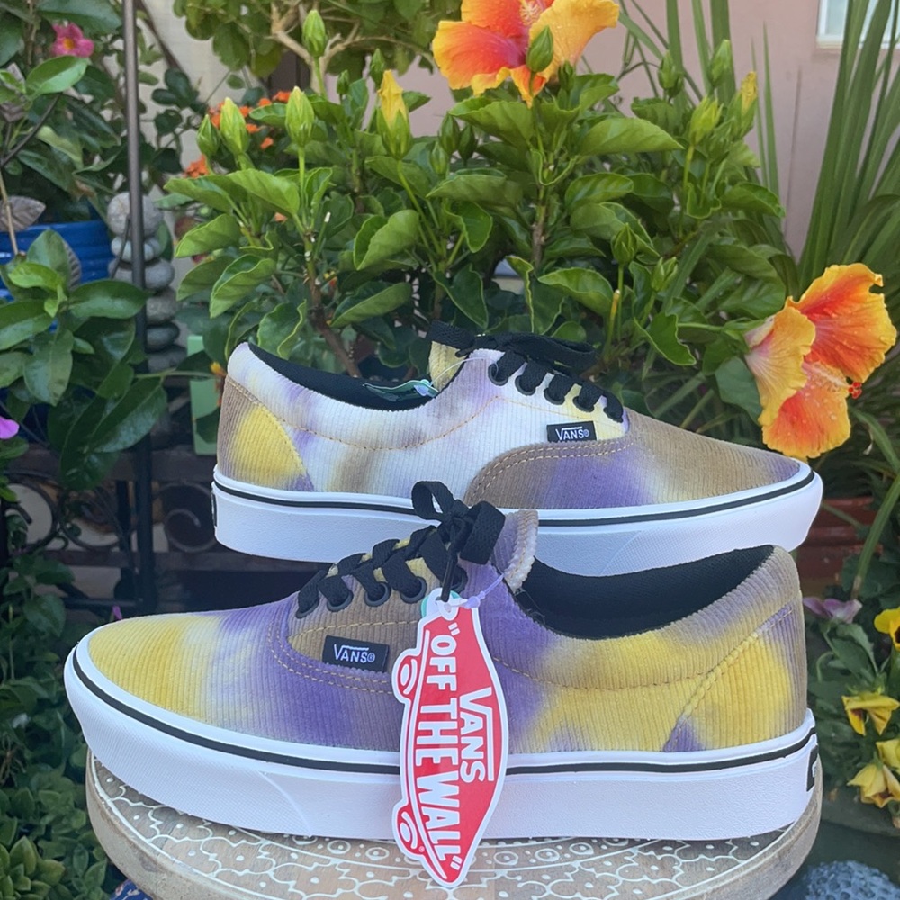 New Comfycush Vans Era Retro Tie Dye Sneakers